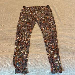 Tall and curvy, Lula roe leggings